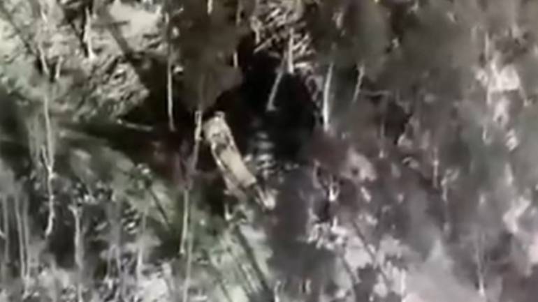 Ουκρανία: Πλάνα από επίθεση drone σε ρωσικό σύστημα εκτόξευσης πυραύλων