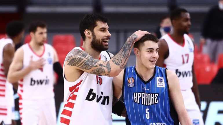 Mπάσκετ: Άνετη νίκη για τον Ολυμπιακό, 94-65 τον Ηρακλή