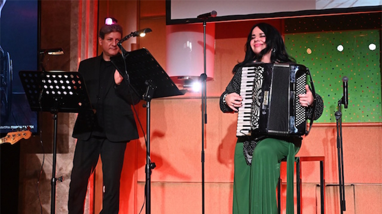 Η Ζωή Τηγανούρια έπαιξε για τις γυναίκες αθλήτριες με αναπηρία στην εκδήλωση της ΕΑΟΜ-ΑμεΑ