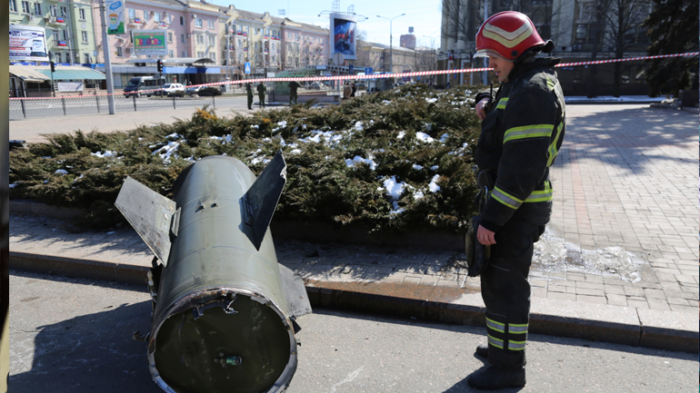 Μόσχα: 23 άμαχοι νεκροί στο Ντονιέτσκ από ουκρανικό πύραυλο- Διαψεύδει το Κίεβο