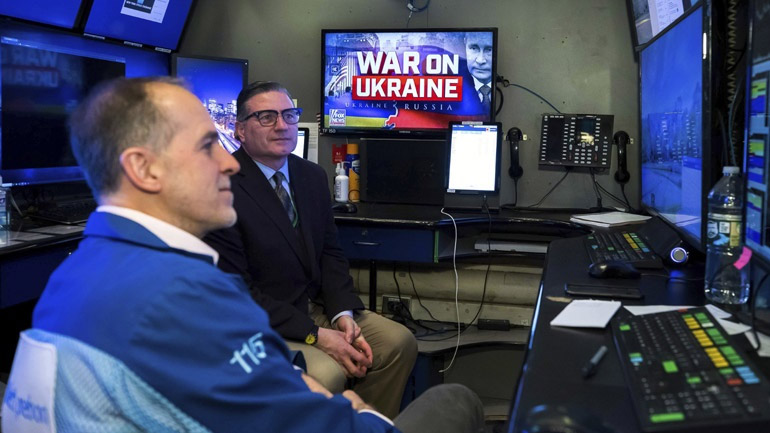 Μεικτά πρόσημα στη Wall Street