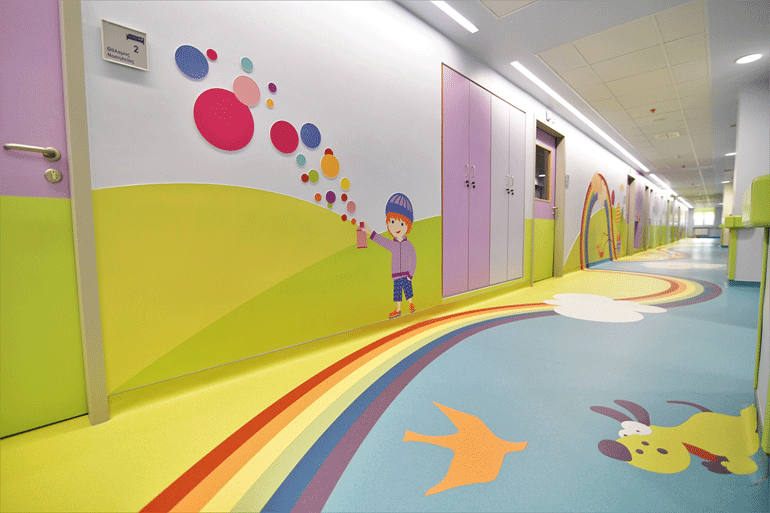 Οι ανακαινισμένες ορθοπεδικές μονάδες στο παιδιατρικό νοσοκομείο «Παναγιώτης & Αγλαΐα Κυριακού»