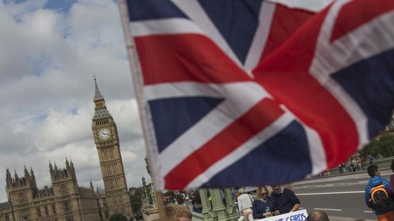 Βρετανία: Υπάρχουν «πολύ, πολύ ισχυρά τεκμήρια» ότι ο Πούτιν βρίσκεται πίσω από εγκλήματα πολέμου στην Ουκρανία