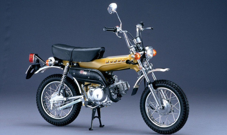 Με μεγάλους τροχούς 14 ιντσών και scrambler χαρακτήρα το Mighty Dax.