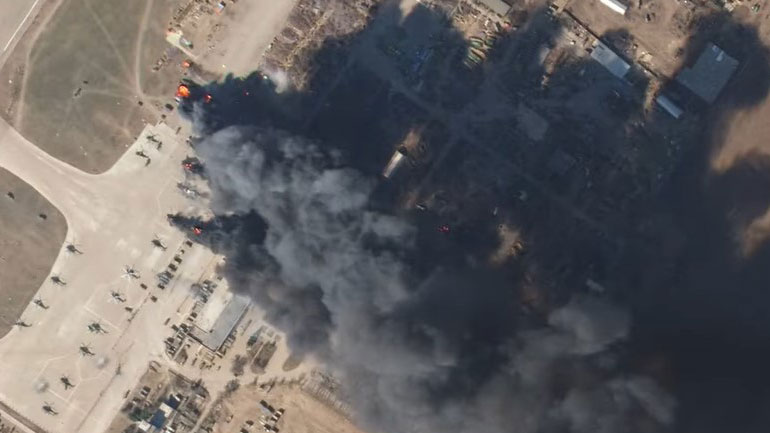 H επίθεση των ουκρανικών δυνάμεων σε ρωσική βάση στο αεροδρόμιο της Χερσώνας H επίθεση των ουκρανικών δυνάμεων σε ρωσική βάση στο αεροδρόμιο της Χερσώνας