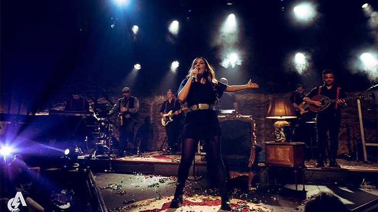 Η Χρύσπα και ο dj maikl στο Κρεμλίνο μέχρι το Σάββατο 26 Μαρτίου