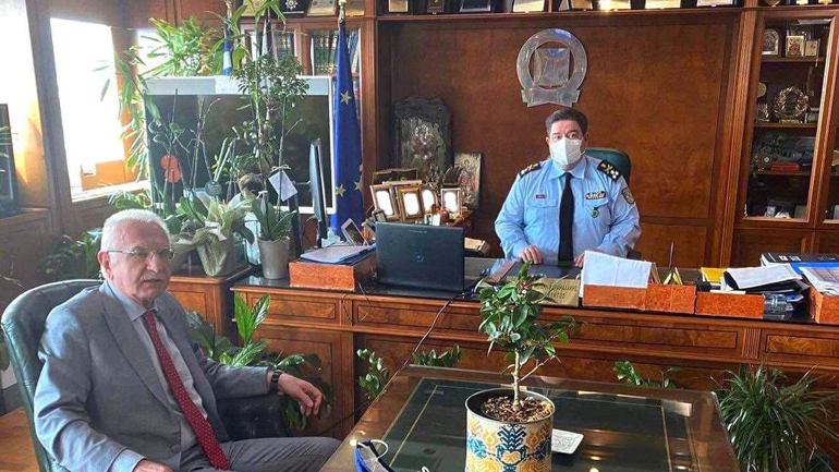 Συνάντηση Τσούκαλη με τον Καραμαλάκη στο αρχηγείο