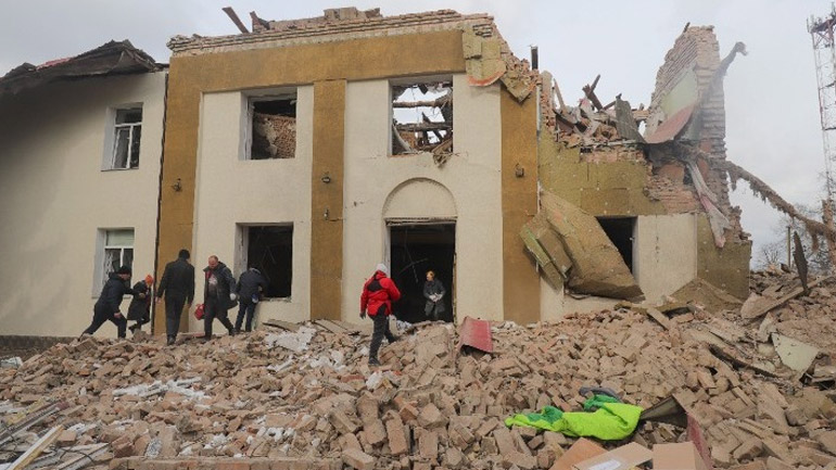 Aπομακρύνθηκαν 65 Τούρκοι από τη Μαριούπολη