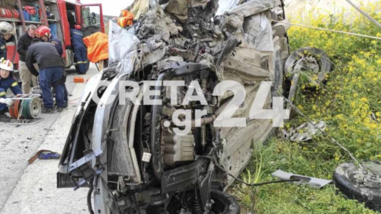 Θανατηφόρο τροχαίο με δύο νεκρούς στο Ηράκλειο