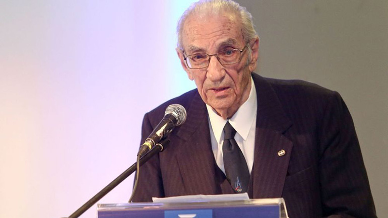 Έφυγε από τη ζωή ο «πατριάρχης» της αθλητικής δημοσιογραφίας, Πέτρος Λινάρδος