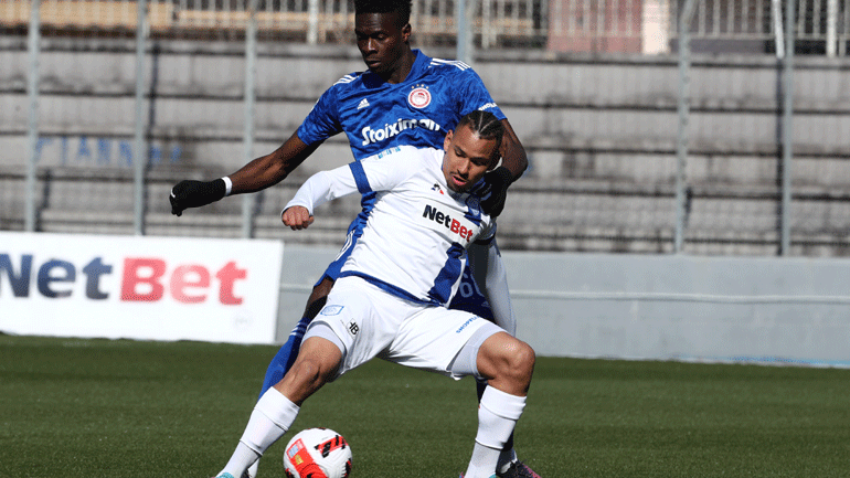 «Κόλλησε» ο Ολυμπιακός στο Γιάννενα, 1-1 με τον ΠΑΣ