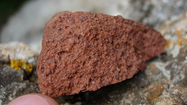 Η Αυστραλία απαγορεύει τις εξαγωγές αλουμίνας και βωξίτη προς τη Ρωσία Η Αυστραλία απαγορεύει τις εξαγωγές αλουμίνας και βωξίτη προς τη Ρωσία