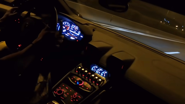 Αττική οδός: Lamborghini Huracan και Audi R8 κάνουν κόντρα με 260χλμ./ώρα