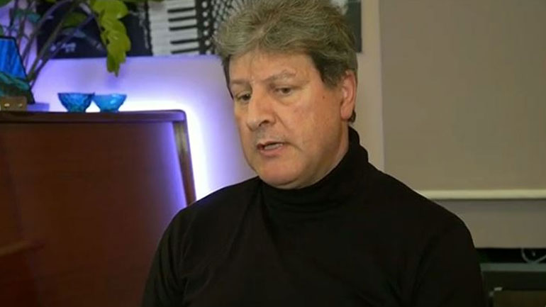 O Νίκος Θεοδωράκης εξομολογείται: «Νιώθω γιος του Μίκη Θεοδωράκη και τον έλεγα πατέρα»