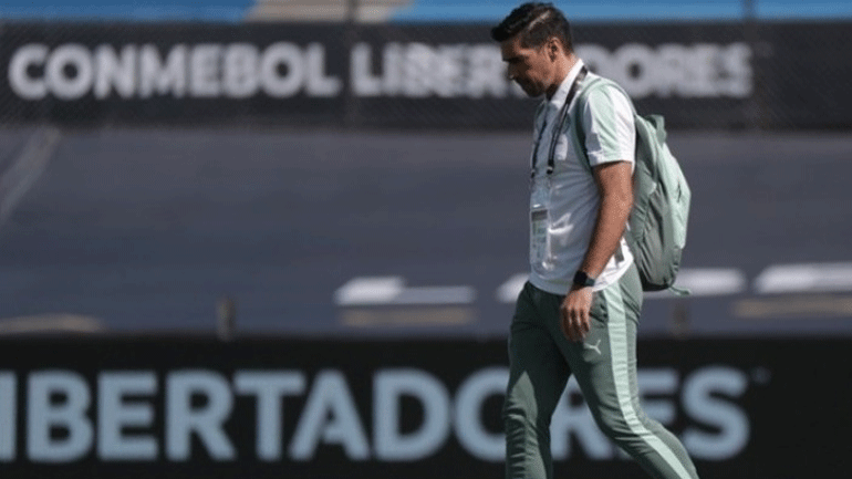 Φερέιρα: «θα μείνω στην Παλμέιρας μόνο εάν έρθει η γυναίκα μου»