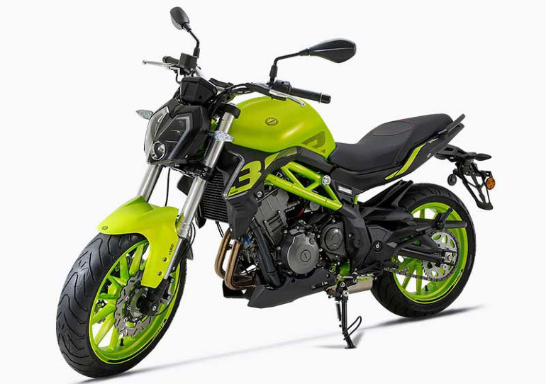 Το 302S είναι ουσιαστικά ένα γυμνό 302R.