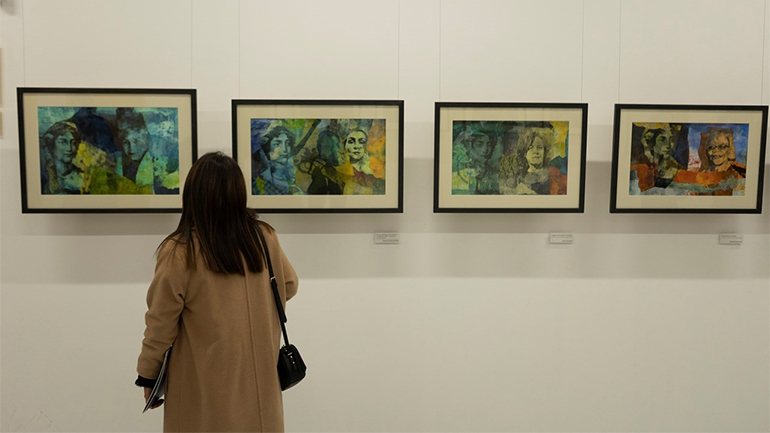 Μαντώ Μαυρογένους: Στην Αθήνα η εικαστική εγκατάσταση «La bella Greca ή ό,τι απέμεινε» αφιερωμένη στην ηρωίδα του 1821