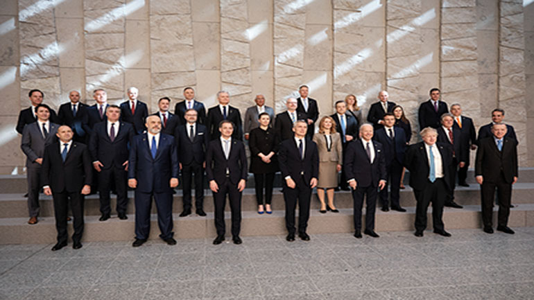 Η σύνδεση με το ίντερνετ έπαψε να είναι πολυτέλεια και έγινε είδος πρώτης ανάγκης Η σύνδεση με το ίντερνετ έπαψε να είναι πολυτέλεια και έγινε είδος πρώτης ανάγκης