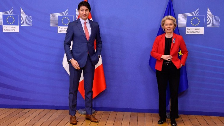 Φον ντερ Λάιεν – Τριντό: Η επίθεση Πούτιν στην Ουκρανία ισοδυναμεί με μια άνευ προηγουμένου επίθεση στις δημοκρατικές αρχές