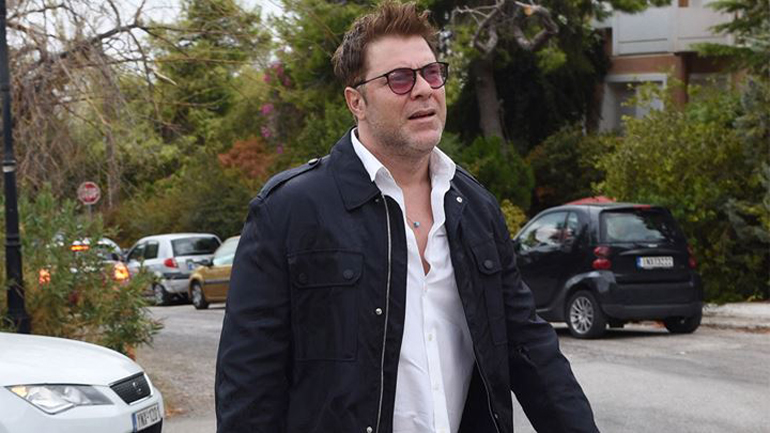 Χρήστος Χολίδης : «Εδώ μέχρι και ο Ράμμος έγινε παρουσιαστής, δηλαδή θα τρελαθώ»