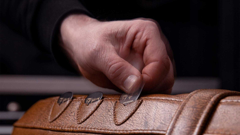 Πένες στη σέλα!