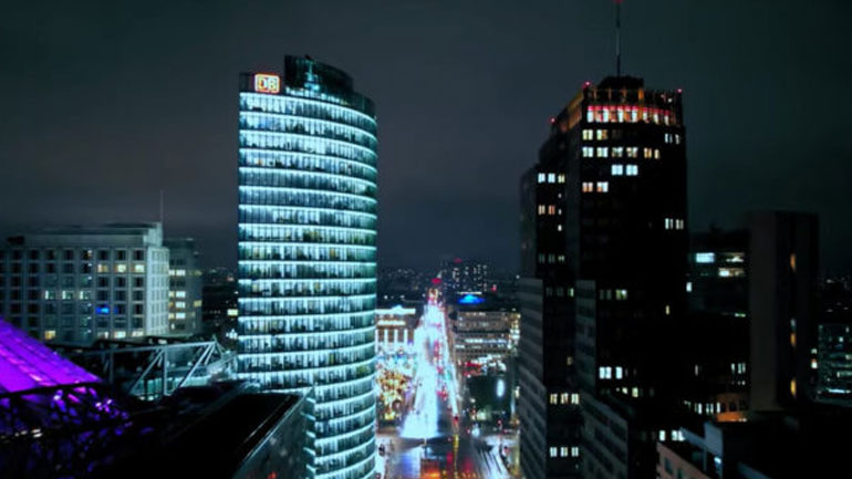 Οι δυνατότητες νυχτερινής λήψης του Autel Evo Lite+ σε ένα βίντεο