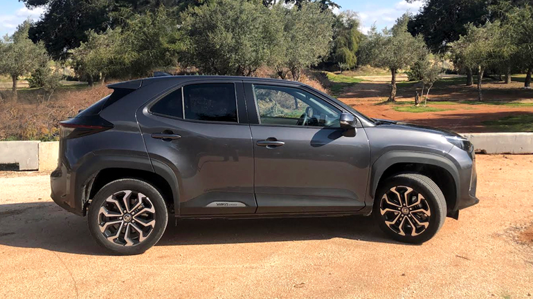 Toyota Yaris Cross 1.5 Hybrid: Άνετο στο ταξίδι και οικονομικό στην κατανάλωση