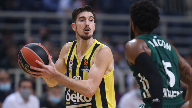 Ισχυρό πλήγμα στη Φενερμπαχτσέ: Νοκ-άουτ για τρεις εβδομάδες ο Ντε Κολό!