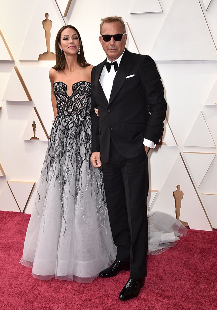 Κέβιν Κόστνερ, Κριστίν Μπαουμγκάρτνερ