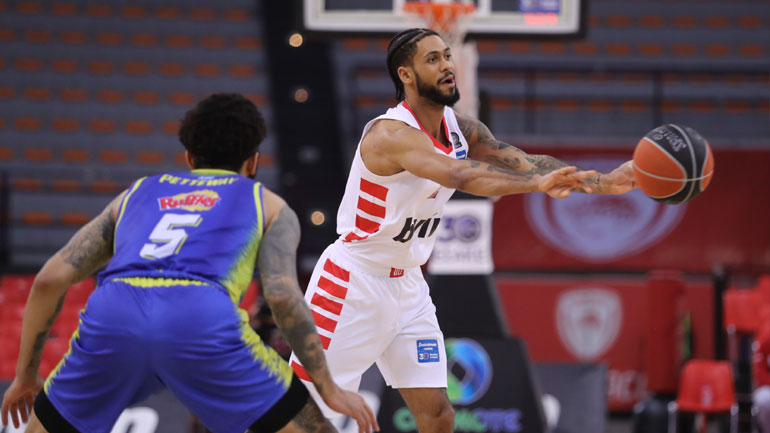 Basket League: Με… σπασμένα τα φρένα της επίθεσης ο Ολυμπιακός, 104-85 το Περιστέρι