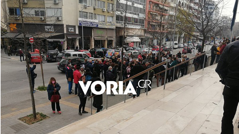 Θεσσαλονίκη: Στο εδώλιο καθηγητής φαρμακολογίας με την κατηγορία των fake news για Χαρδαλιά και εμβόλια