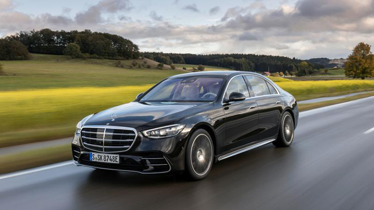 Κατασχέθηκε στην Σαρδηνία θωρακισμένη Μερσεντές Ρώσου ολιγάρχη που χρησιμοποιούσε και ο Πούτιν