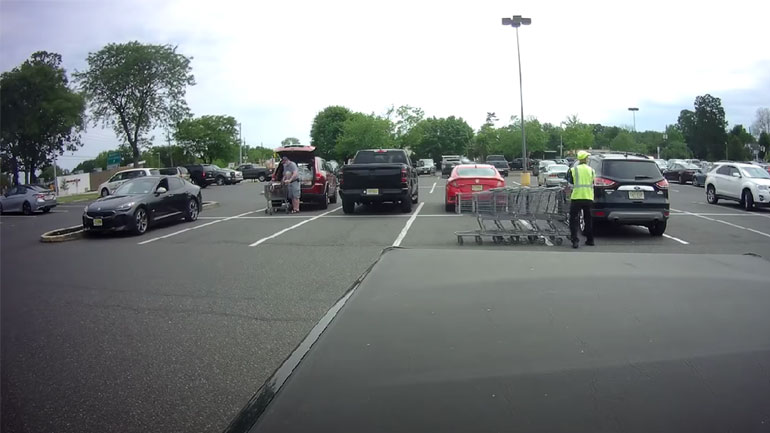 Κάποιος να τα σταματήσει