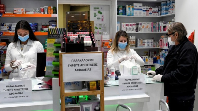 Από σήμερα η διάθεση self test για μαθητές και εμβολιασμένους εκπαιδευτικούς από τα φαρμακεία