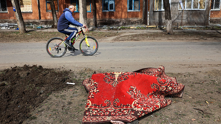 Μαριούπολη: Στρατηγικό έπαθλο για τη Ρωσία, σύμβολο αντίστασης για την Ουκρανία