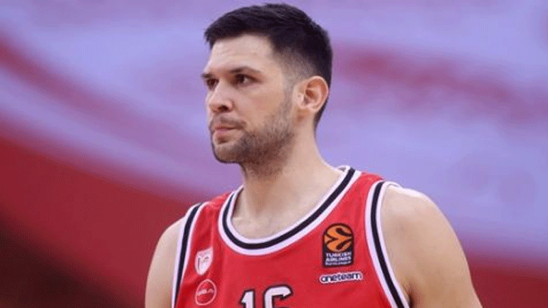 Ολυμπιακός: Τέθηκε εκτός και ο Παπανικολάου, επέστρεψε μόνο ο ΜακΚίσικ