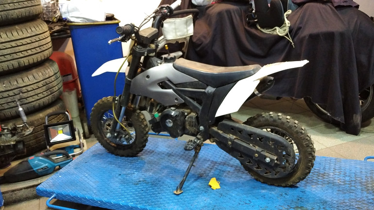 Το mini bike έτοιμο για δράση.