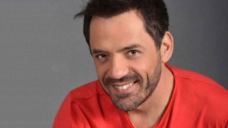 Η εξομολόγηση του Θάνου Καλλίρη για τη σύντροφό του: «Την περνάω 20 χρόνια, μου δίνει και της δίνω ζωή»