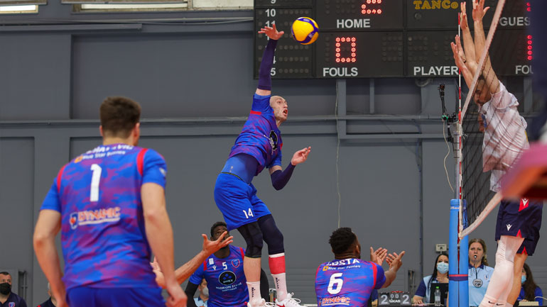Βόλεϊ: Στον Φοίνικα Σύρου η πρόκριση, στον Πήγασο το χειροκρότημα!