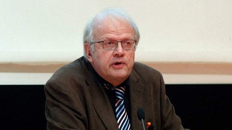 Η πρωταπριλιάτικη ανάρτηση του Άκη Τσελέντη που άναψε φωτιές