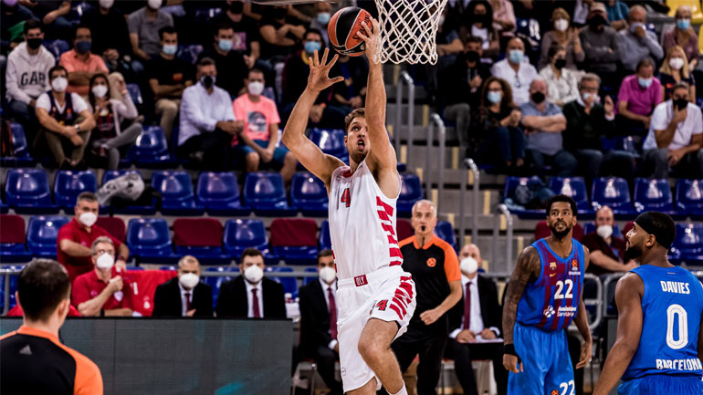 Oλυμπιακός-Μπαρτσελόνα: Νίκη για να «κλειδώσουν» την τρίτη θέση θέλουν οι Πειραιώτες!