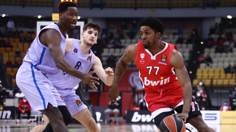 Κλείδωσε την τρίτη θέση ο Ολυμπιακός, 73-66 την Μπαρτσελόνα!