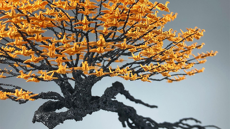 Μπονσάι με χάρτινους γερανούς από τον Naoki Onogawa