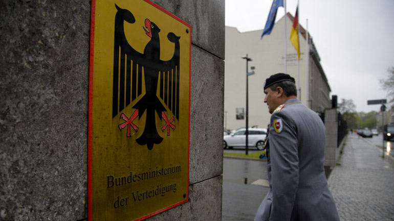 Στη Δικαιοσύνη ο Γερμανός αξιωματικός που έδινε πληροφορίες στη Ρωσία