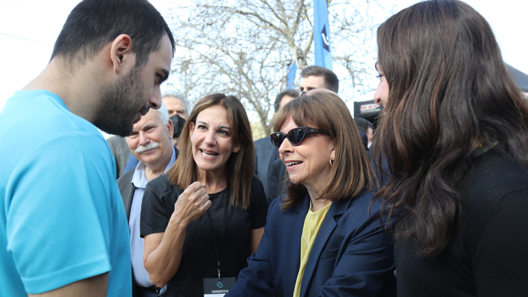 Την ανάγκη υποστήριξης των αυτιστικών ατόμων και των οικογενειών τους υπογράμμισε η ΠτΔ Κ. Σακελλαροπούλου