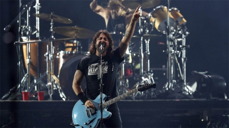 Οι Foo Fighters ανακοίνωσαν ακύρωση της περιοδείας τους