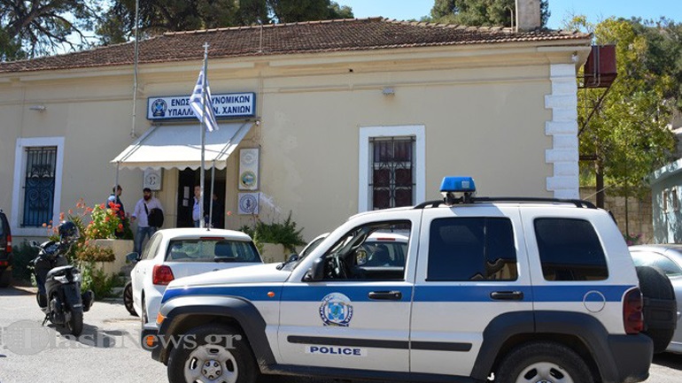 Τροχαίο ατύχημα στα Χανιά- Απεγκλωβίστηκε ο οδηγός