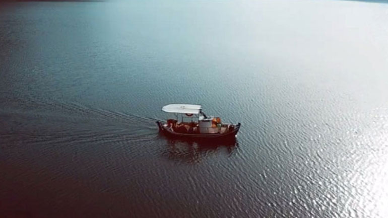 Η ζωή του Έλληνα ψαρά: Δείτε το καταπληκτικό βίντεο που γυρίστηκε στη Λίμνη Ηραίου