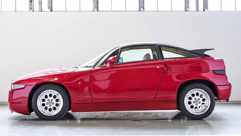 Η υπερσπάνια Alfa Romeo SZ γίνεται σαν καινούργια 