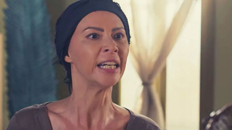 Γη της ελιάς – Τρίτη: H Αρετή βρίζει, χαστουκίζει την Εύα και την αρπάζει από τα μαλλιά